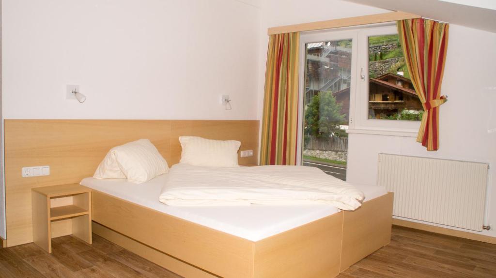 "Quality Hosts Arlberg" Hotel-Gasthof Freisleben 장크트안톤암아를베르크 객실 사진
